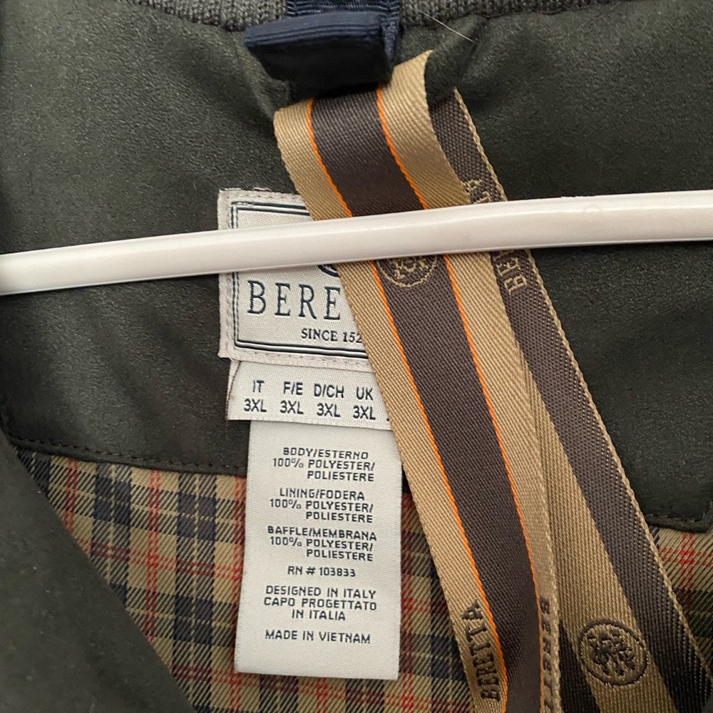 Men’s three XL Beretta Gore-Tex Jacket
